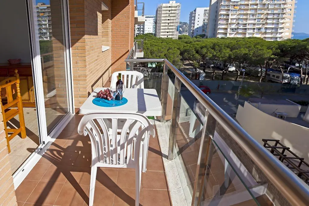 RVHotels Apartamentos Villa de Madrid Blanes